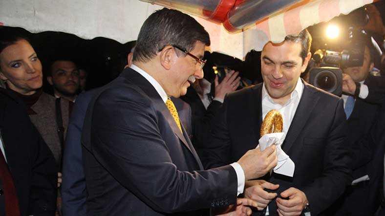 Ahmet Davutoğlu- Alexis Tsipras İzmir'de görüştü