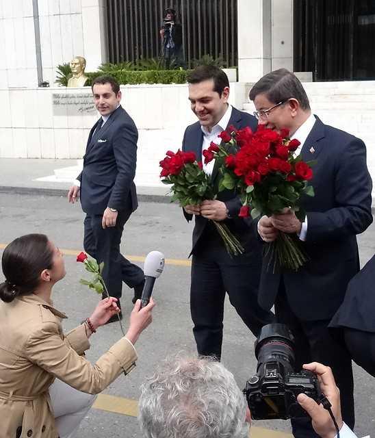 Ahmet Davutoğlu- Alexis Tsipras İzmir'de görüştü