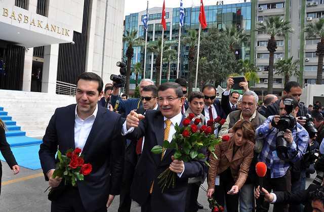 Ahmet Davutoğlu- Alexis Tsipras İzmir'de görüştü