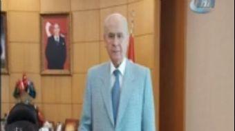 Klasik otomobillere olan ilgisi ile dikkat çeken Milliyetçi Hareket Partisi (MHP) Genel Başkanı Dev