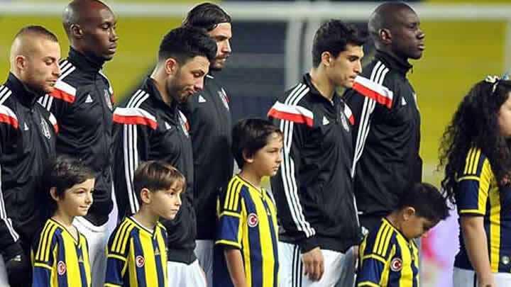 Necip:+Senin+i%C3%A7in+Fenerliyim