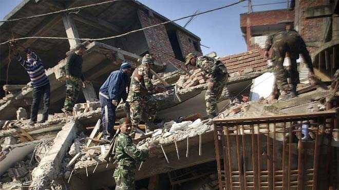 Hindistan%E2%80%99da+6,7+b%C3%BCy%C3%BCkl%C3%BC%C4%9F%C3%BCnde+deprem