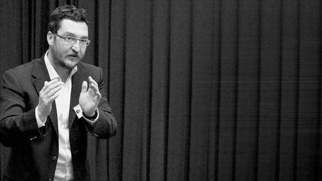 Koray+%C3%87al%C4%B1%C5%9Fkan+bak%C4%B1n+nas%C4%B1l+k%C4%B1v%C4%B1rm%C4%B1%C5%9F%21;