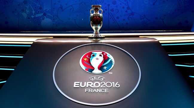 UEFA'ya '�stanbul' tokad�! Taraftarlar ter�r� protesto edecek