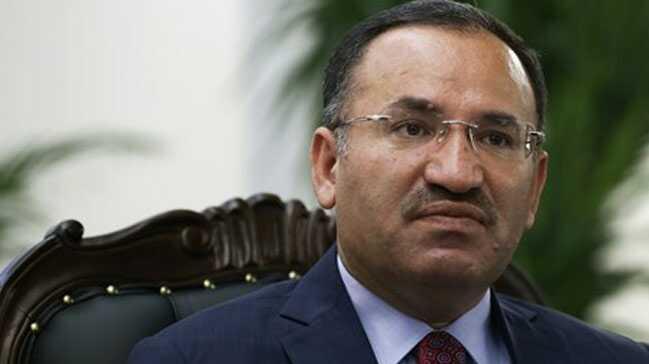 Bekir+Bozda%C4%9F:+G%C3%BClen+ba%C5%9Fka+bir+%C3%BClkeye+ka%C3%A7abilir