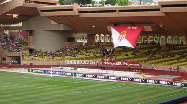 Monaco,+trib%C3%BCnlerini+dolduram%C4%B1yor