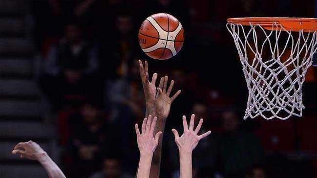 Basketbolda+fikst%C3%BCr+%C3%A7ekiliyor