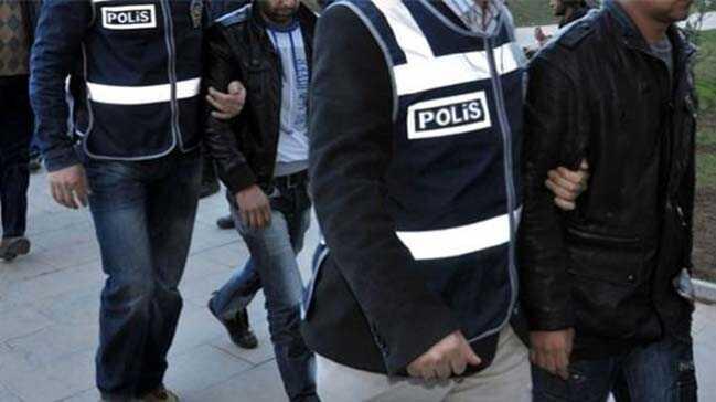 Adana%E2%80%99da+el+yap%C4%B1m%C4%B1+bomba+haz%C4%B1rlayan+3+ki%C5%9Fi+tutukland%C4%B1