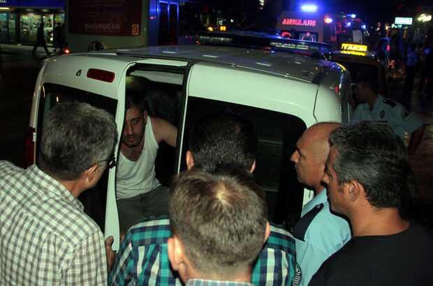 Manisa%E2%80%99da+polise+b%C4%B1%C3%A7akl%C4%B1+sald%C4%B1r%C4%B1