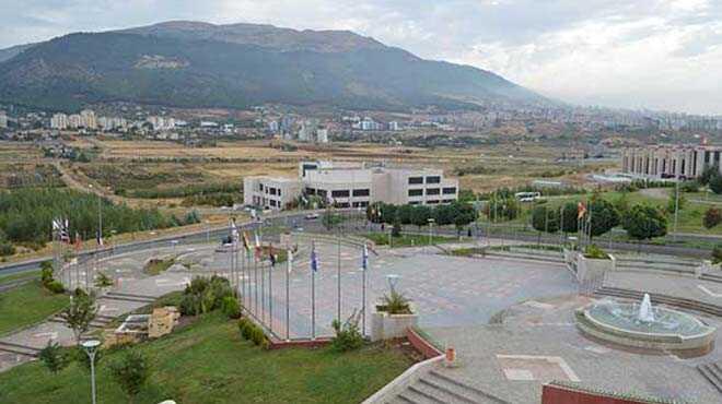 S%C3%BCt%C3%A7%C3%BC+%C4%B0mam+%C3%BCniversitesi%E2%80%99nde+FET%C3%96+operasyonu