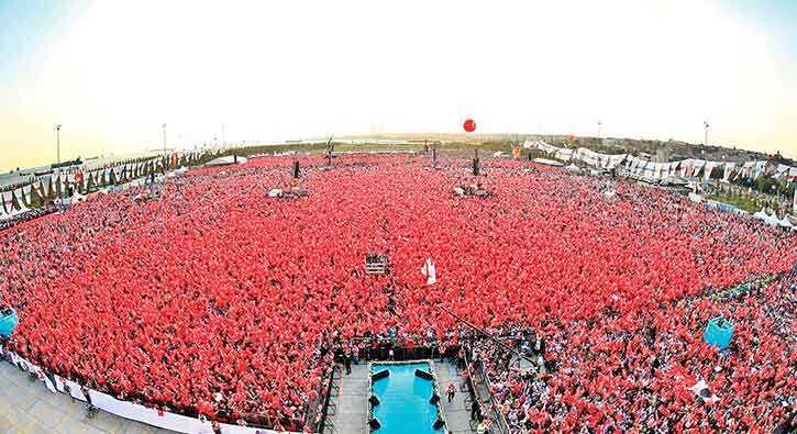 3+milyon+ki%C5%9Fiyle+Yenikap%C4%B1%E2%80%99da
