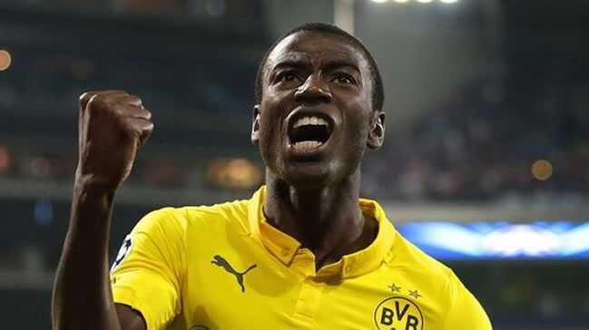 Be%C5%9Fikta%C5%9F+Adrian+Ramos+i%C3%A7in+giri%C5%9Fimlere+ba%C5%9Fl%C4%B1yor