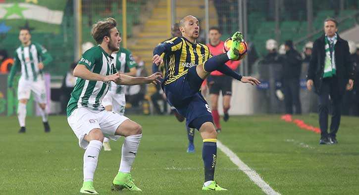 Fenerbah%C3%A7e+deplasmanda+Bursaspor+ile+1-1+berabere+kald%C4%B1