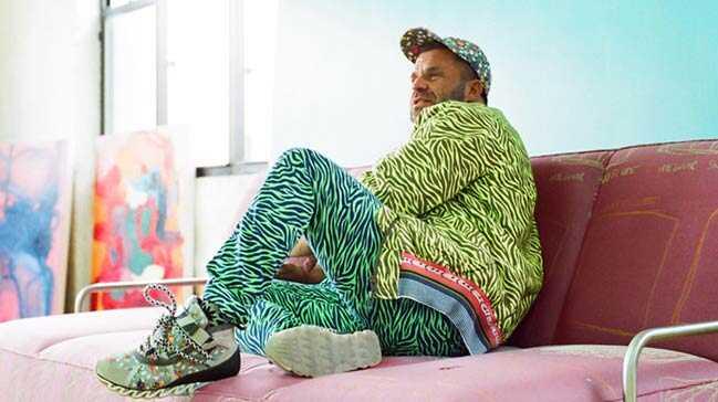 %C3%BCnl%C3%BC+sanat%C3%A7%C4%B1+Bjarne+Melgaard%E2%80%99%C4%B1n+son+sergisi+ortal%C4%B1%C4%9F%C4%B1+birbirine+katt%C4%B1%21;
