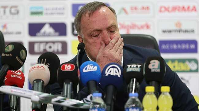 Dick+Advocaat:+Kadroda+de%C4%9Fi%C5%9Fiklik+olaca%C4%9F%C4%B1n%C4%B1+g%C3%B6receksiniz