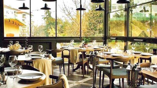 Steakhouse+ve+kokore%C3%A7+bir+arada%21;