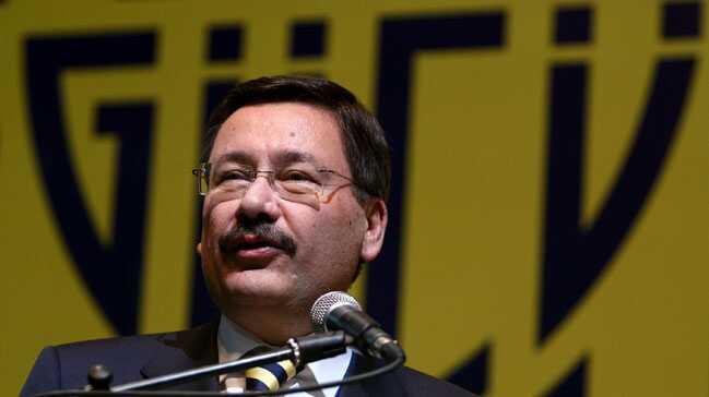 Melih+G%C3%B6k%C3%A7ek+Kayseri%E2%80%99ye+45+otob%C3%BCs+kald%C4%B1r%C4%B1yor