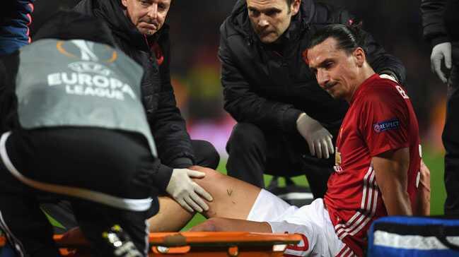 Mourinho:+Zlatan%E2%80%99%C4%B1n+sa%C4%9Fl%C4%B1k+durumu+hakk%C4%B1nda+hi%C3%A7+iyimser+de%C4%9Filim