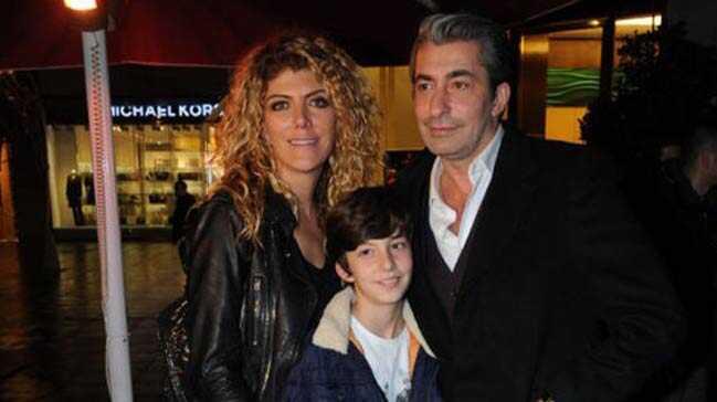 Erkan Petekkayanın Singapur tatili zehir oldu 18