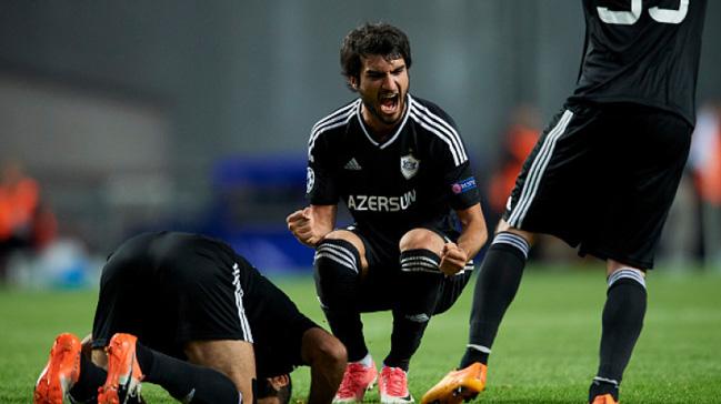 Mahir Mədətov “Beşiktaş”la müqavilə imzaladı