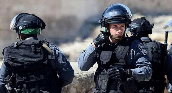 İsrail polisi bir Türk vatandaşını gözaltına aldı İsrail polisi bir Türk vatandaşını gözaltına aldı