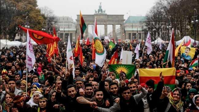 Almanya'da PKK gösterileri yasaklandı Almanya'da PKK gösterileri yasaklandı