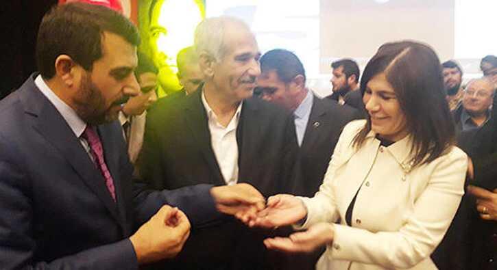 CHP%E2%80%99li+80+ki%C5%9Fi+partilerinden+istifa+ederek+AK+Parti%E2%80%99ye+ge%C3%A7ti