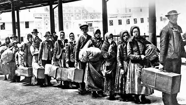 G%C3%B6%C3%A7menlerin+film+gibi+hikâyesi