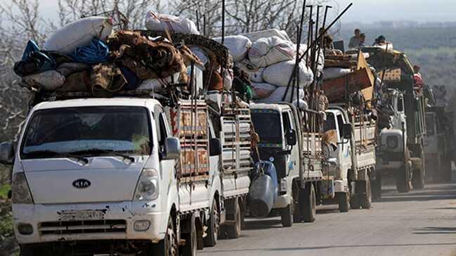 Afrin ve köylerinde teröristlerin baskısı altındaki sivillerin kaçışı sürüyor Afrin ve köylerinde teröristlerin baskısı altındaki sivillerin kaçışı sürüyor