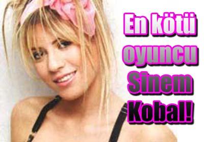 En+k%C3%B6t%C3%BC+oyuncu+Sinem+Kobal%21;