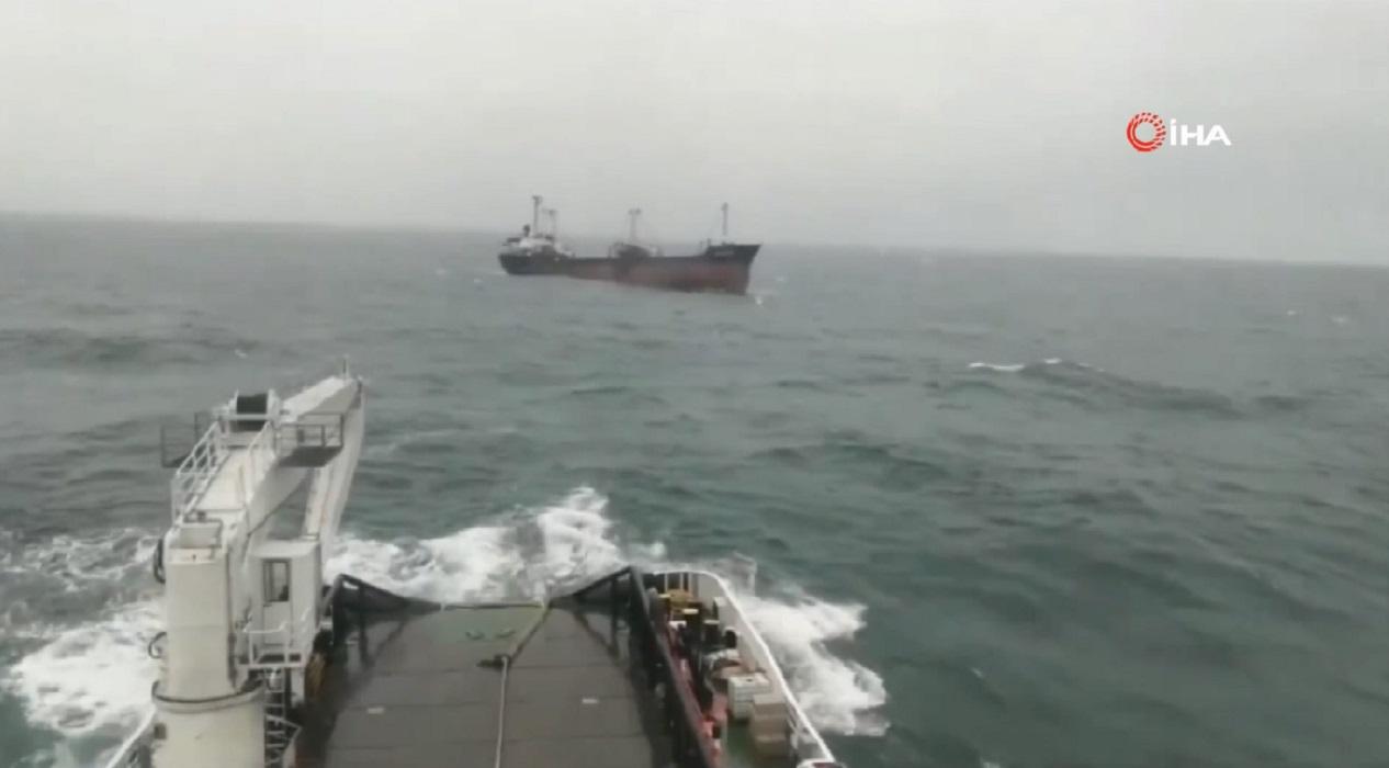 Şile açıklarında korkutan anlar... Kargo gemisi sürüklendi!