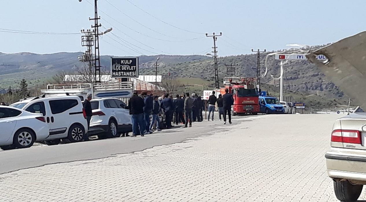 PKK'lı teröristler köylülere saldırdı: 5 şehit