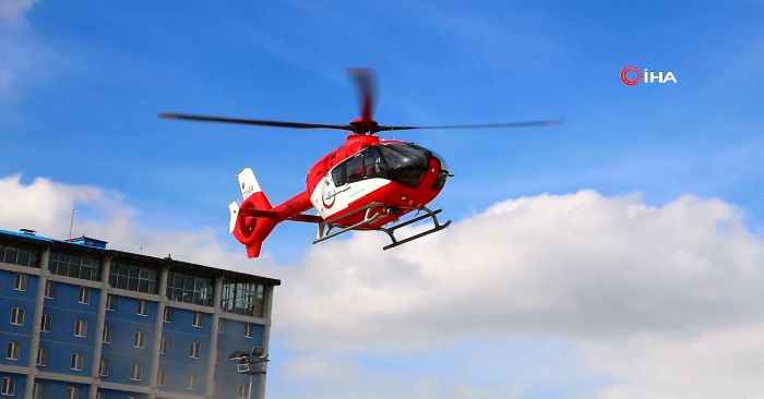 Ambulans helikopter onun i�in havaland�