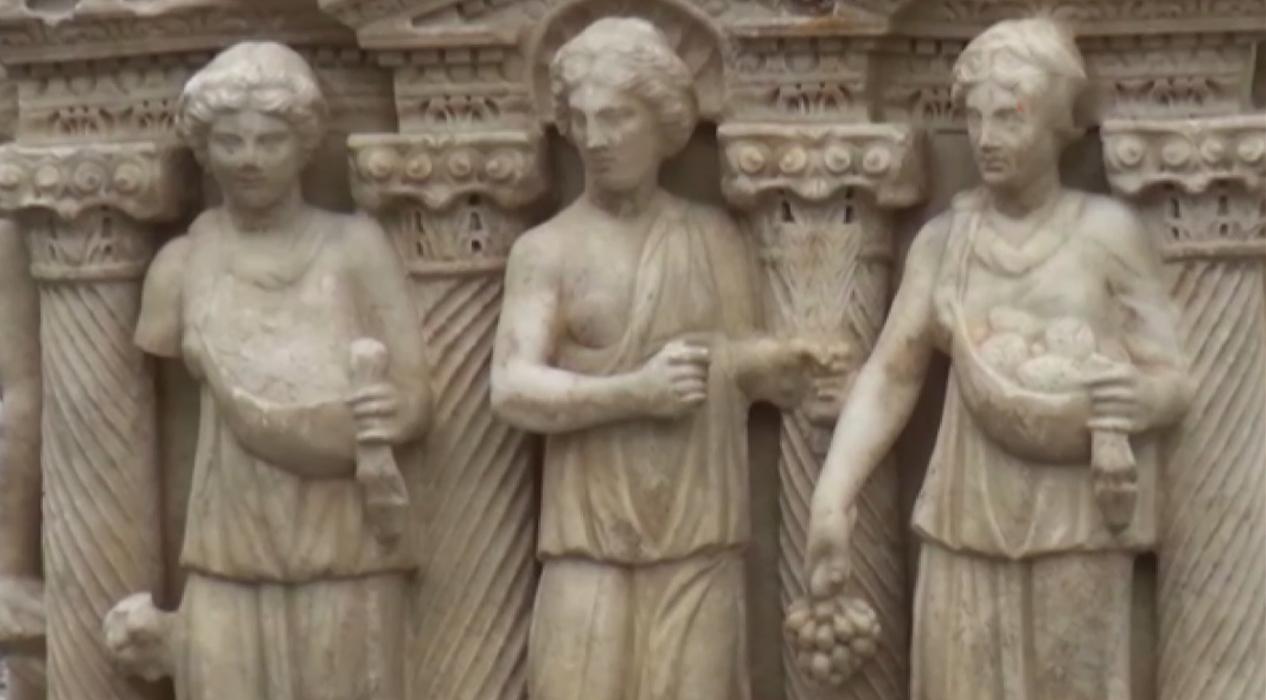 Roma dönemine ait lahitin sırrı çözüldü...