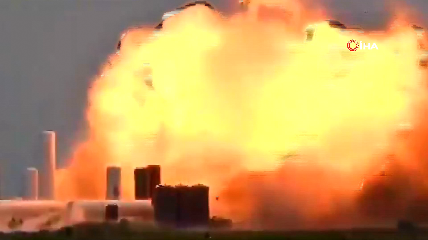 SpaceX'in prototipi infilak etti