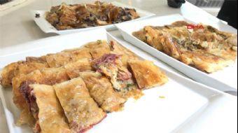<p>Antalya´nın ünlü lezzetlerinden biri olan yöresel ´serpme börek´ olarak bilinen ´fıtır´ çok az ya