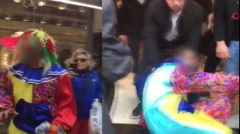 <p>Edinilen bilgiye göre, merkez Akdeniz ilçesine bağlı Kuvayi Milliye Caddesi üzerinde bir alışveri