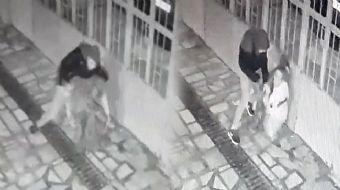 <p>Olay, saat 20.00 sıralarında Kula’ya bağlı Seyitali Mahallesi’nde bulunan eski sanayi sitesinde m
