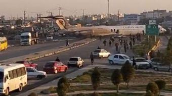 <p>Caspian Airlines´a ait bir yolcu uçağının neden acil iniş yaptığı bilinmezken olayda ölen ve yara