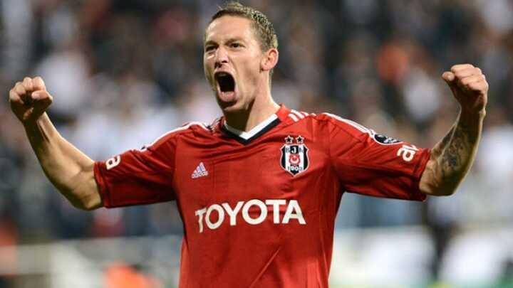 Seba açtı, Holosko kapattı!