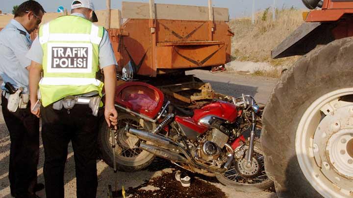 Kütahya'da motosiklet kazası