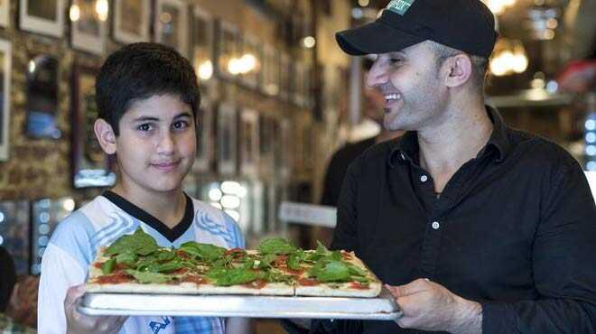 Çöplükte yatıyordu pizza imparatoru oldu