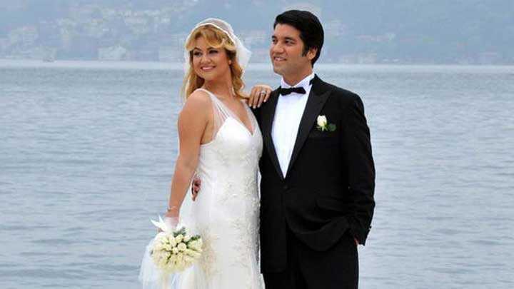 Elif+G%C3%BCvendik+ve+Levent+Nayman%E2%80%99dan+bo%C5%9Fand%C4%B1