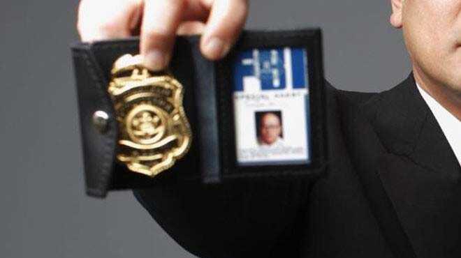 FBI çalışanı Çin'e gizli bilgi verdiğini itiraf etti