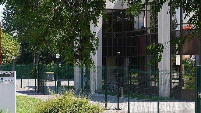 Fransa'daki Türk aileler FETÖ okullarından çocuklarının kaydını alıyor