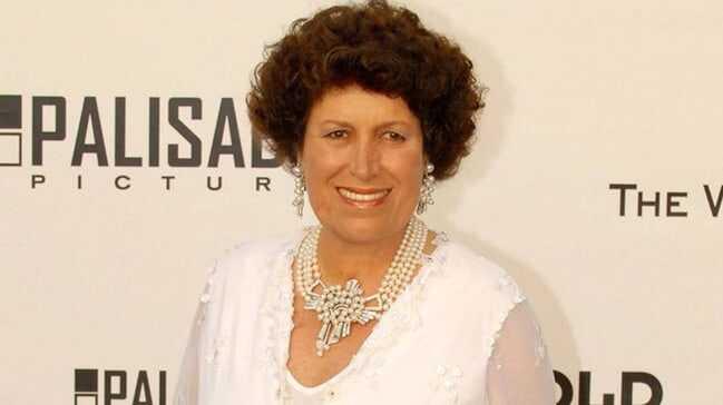Carla Fendi öldü