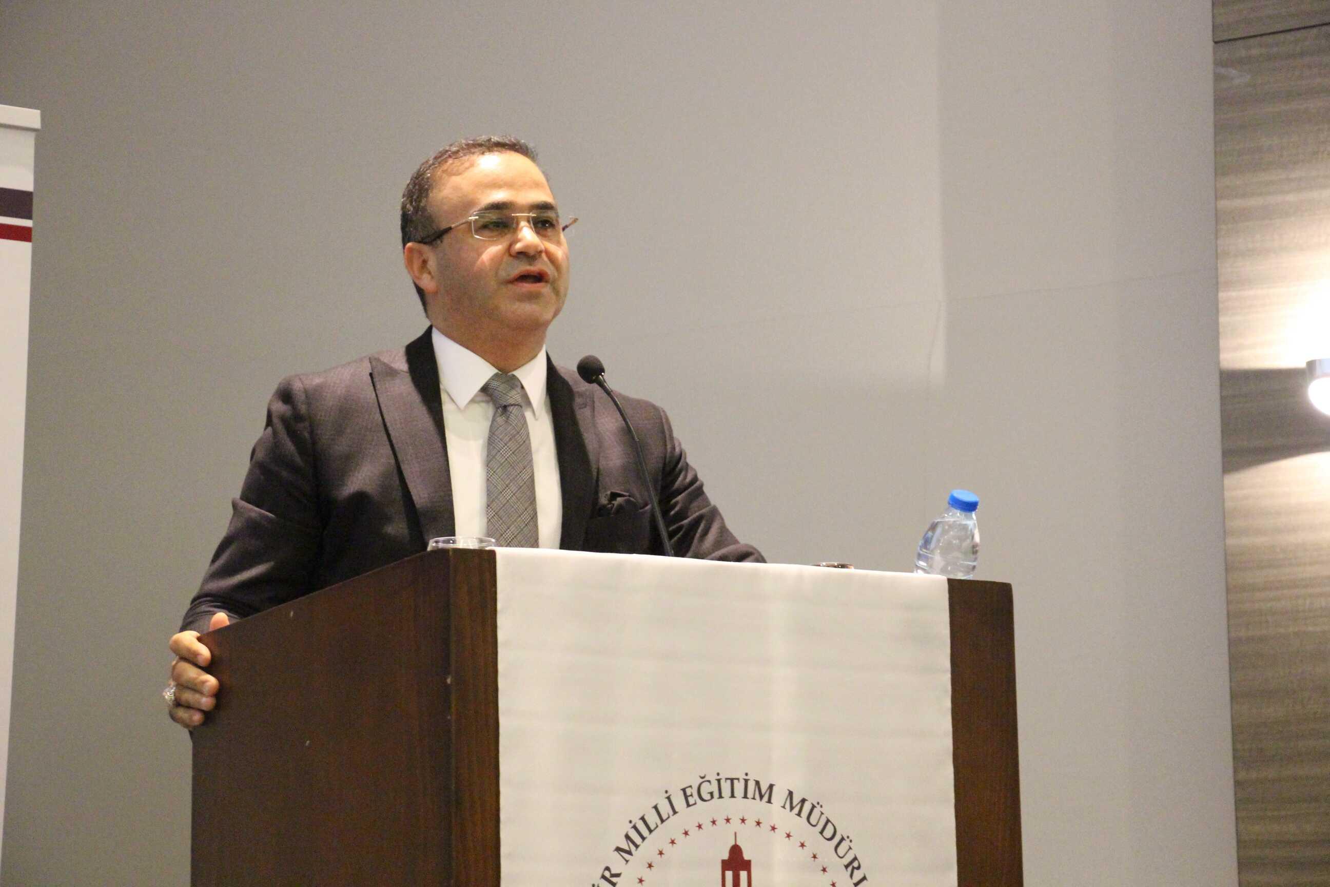 Eğitimin vizyonu İzmir’de konuşuldu