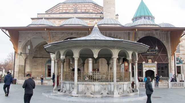 İranlılar'dan Mevlana ve Konya'ya yoğun ilgi