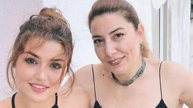 Oyuncu Hande Erçel'in annesi hayatını kaybetti