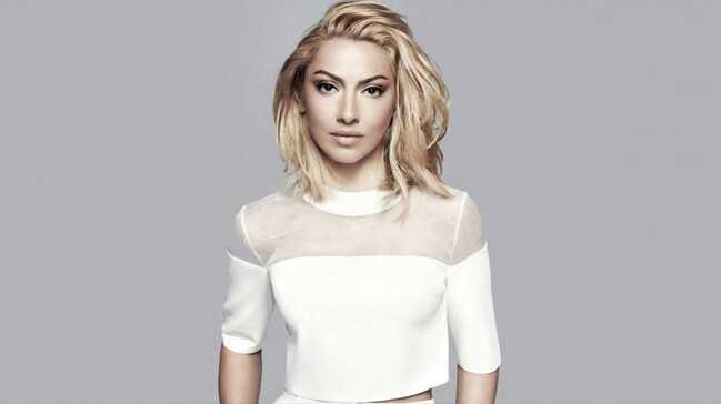 Hadise isyan etti: Sizin yerinize ben utanıyorum